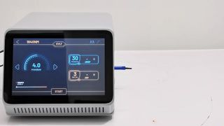 Μηχάνημα θεραπείας λέιζερ EVLT διπλού μήκους κύματος αφαίρεσης κιρσών 1940 nm